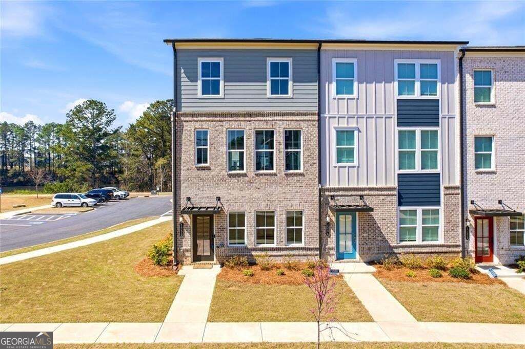 Photo of 1200 Marlo Way, Acworth, GA 30102 (MLS # 10853990)