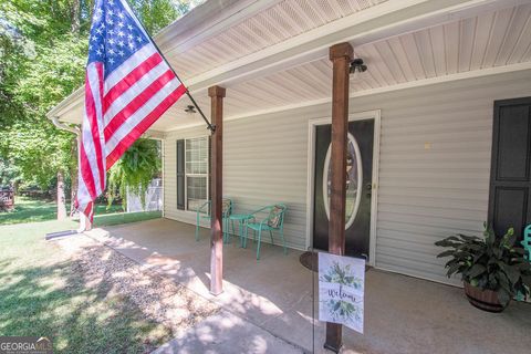 A home in Newnan