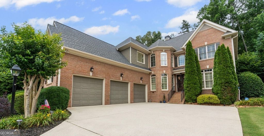 Photo of 5190 Estate View Trace, Suwanee, GA 30024 (MLS # 10724762)