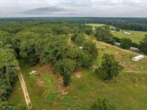 A home in Americus