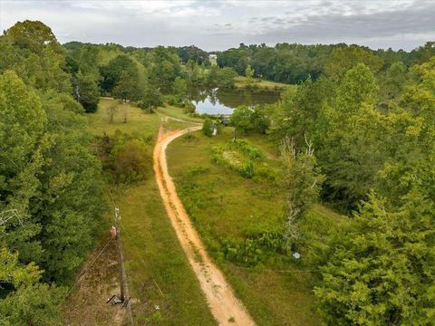 A home in Americus