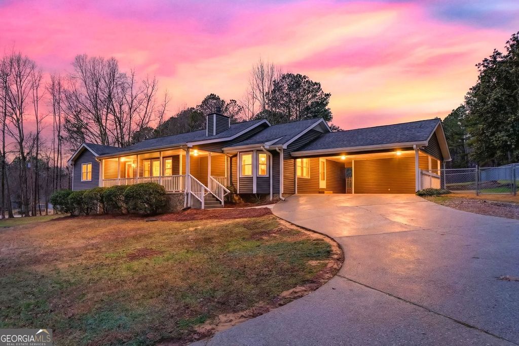 Photo of 159 Inman Road, Fayetteville, GA 30215 (MLS # 10680057)