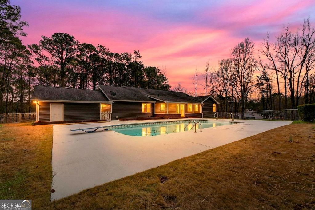 Photo of 159 Inman Road, Fayetteville, GA 30215 (MLS # 10680057)