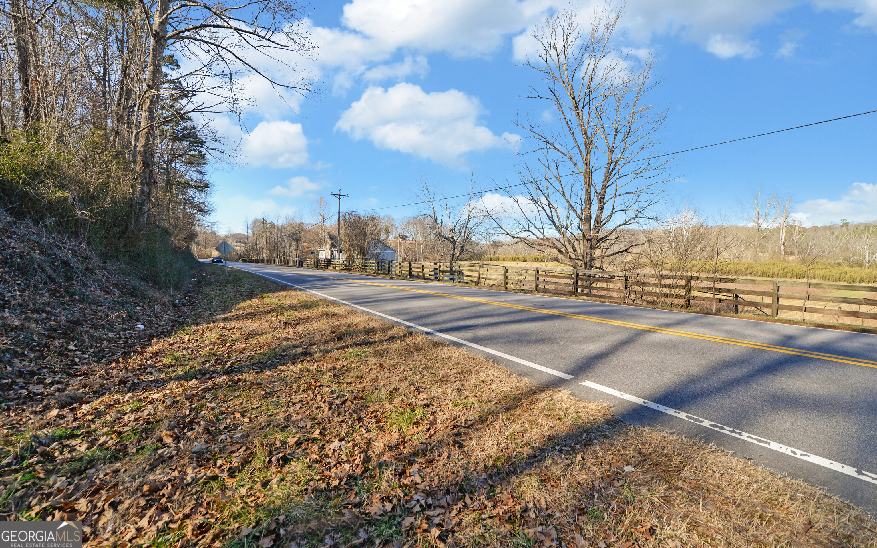4431 Jim Hood RD