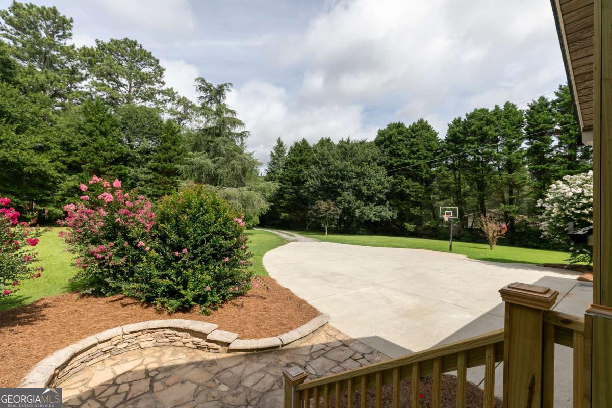 3021 Old Lost Mountain RD