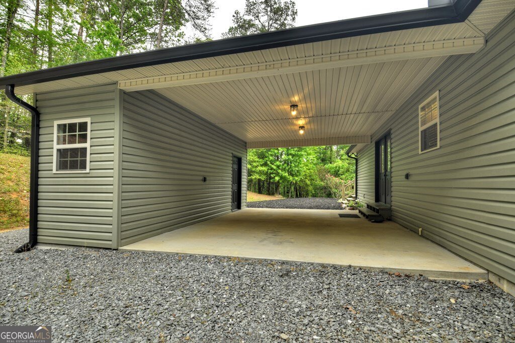 293 James DR