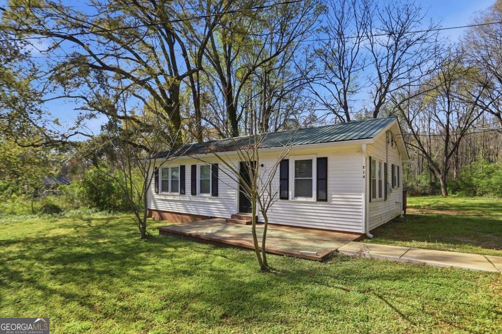 Photo of 714 Reed Street, Monroe, GA 30655 (MLS # 10719074)