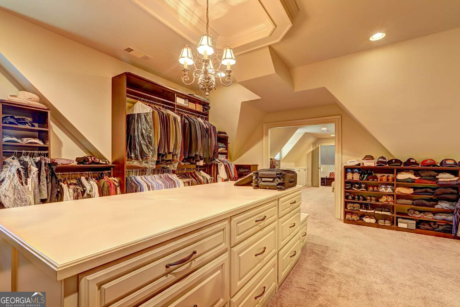 MANOR GOLF CRSE & CC - Residential