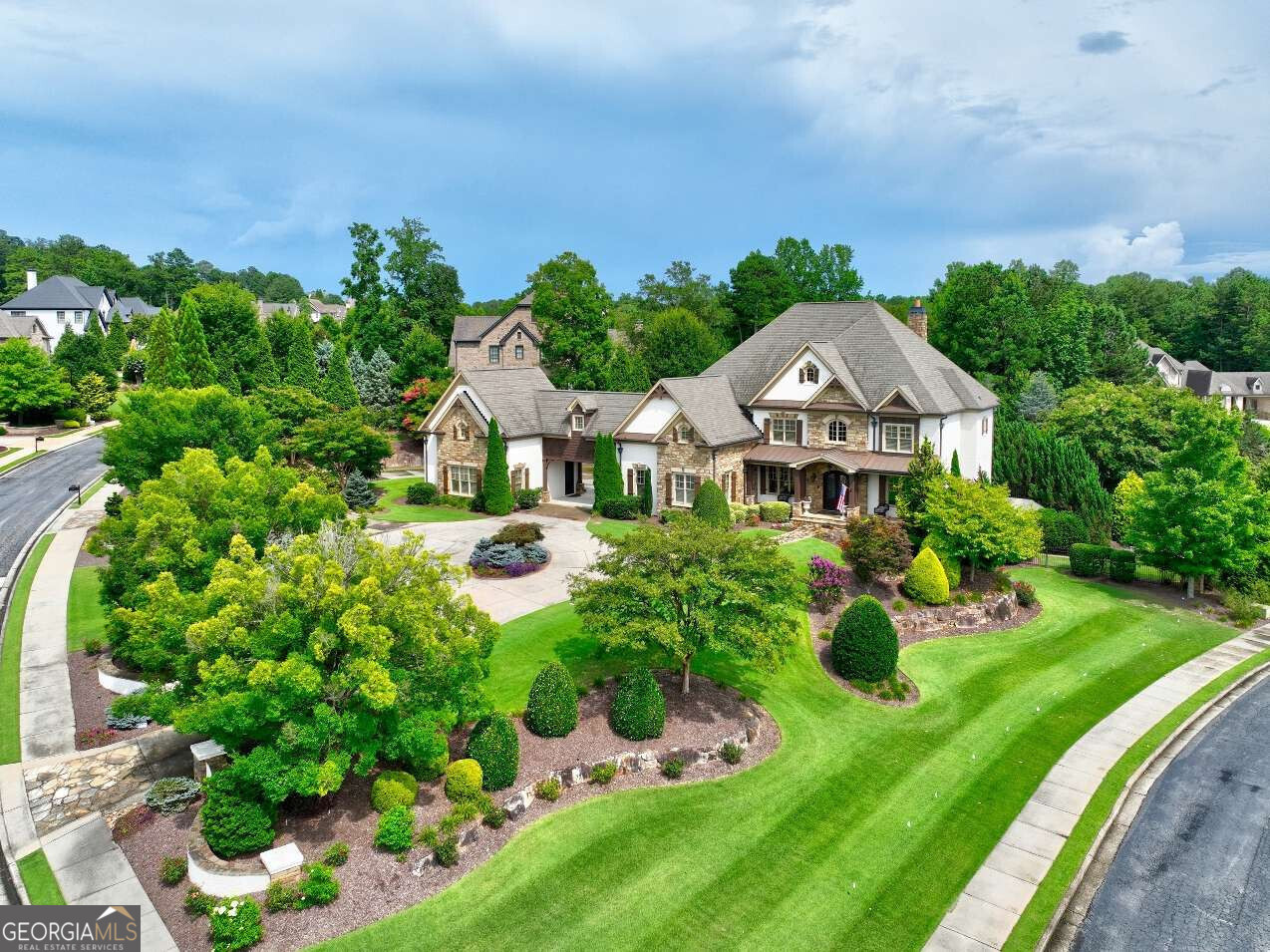 MANOR GOLF CRSE & CC - Residential