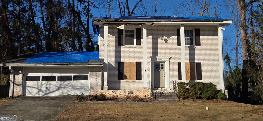 Photo of 3820 Lake Drive SE, Smyrna, GA 30082 (MLS # 10656634)