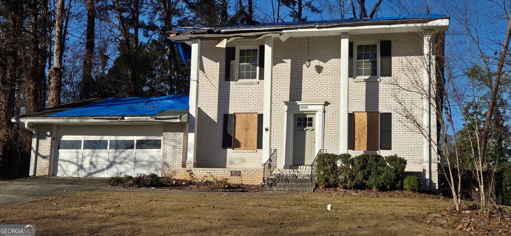 Photo of 3820 Lake Drive SE, Smyrna, GA 30082 (MLS # 10656634)