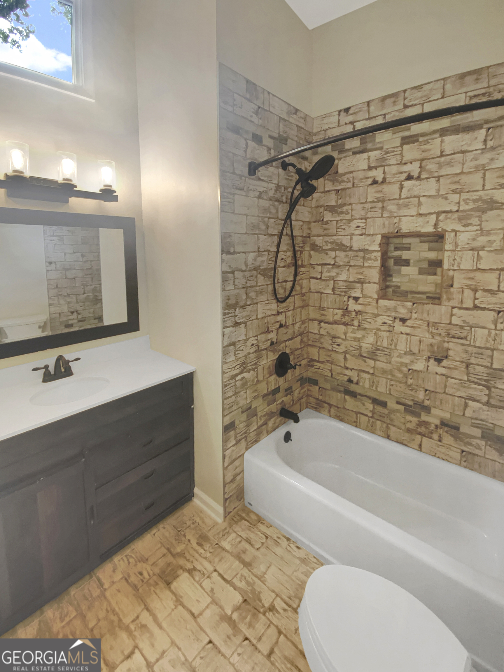 LIBERTY RIDGE - Residential