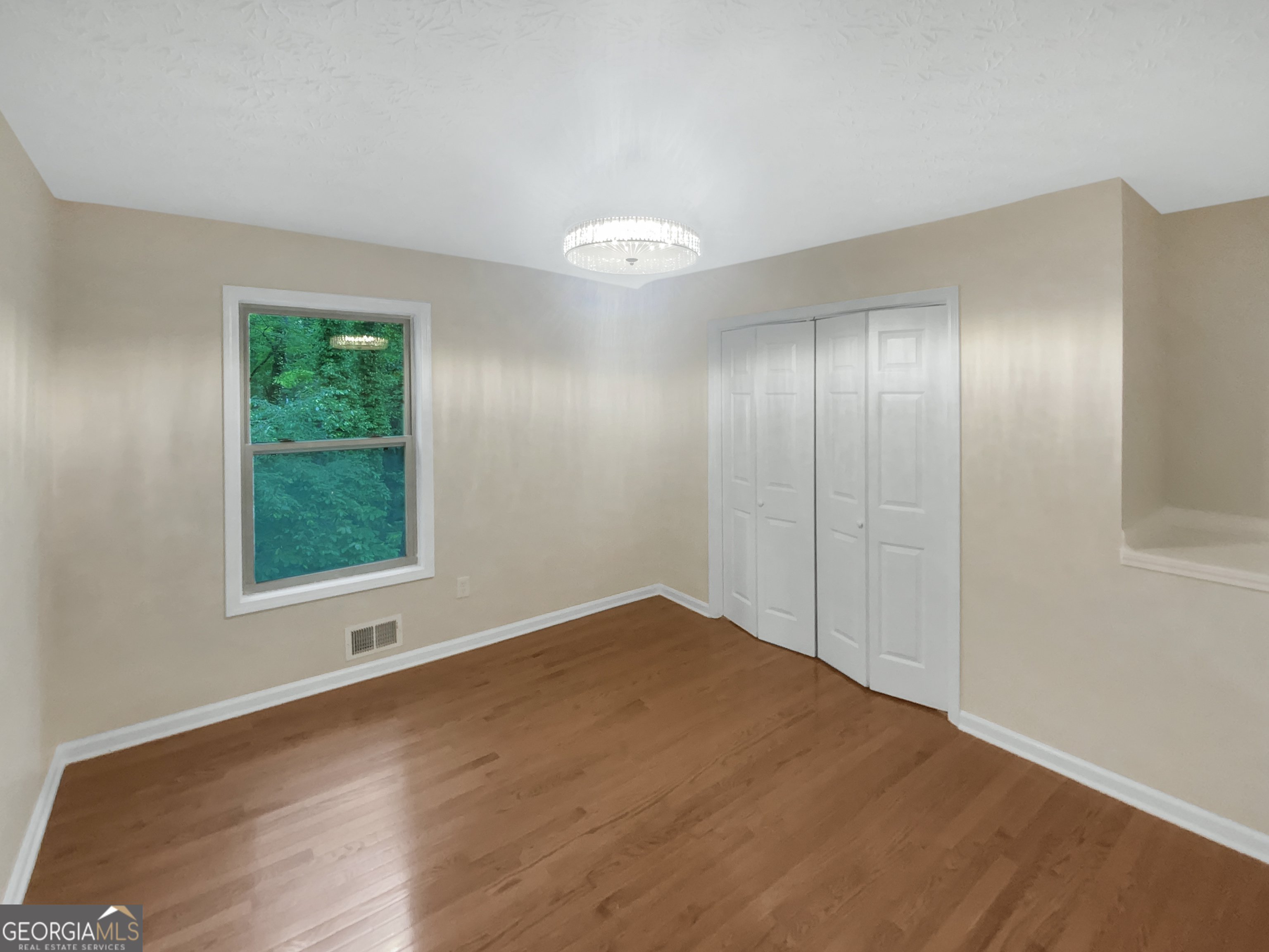 LIBERTY RIDGE - Residential