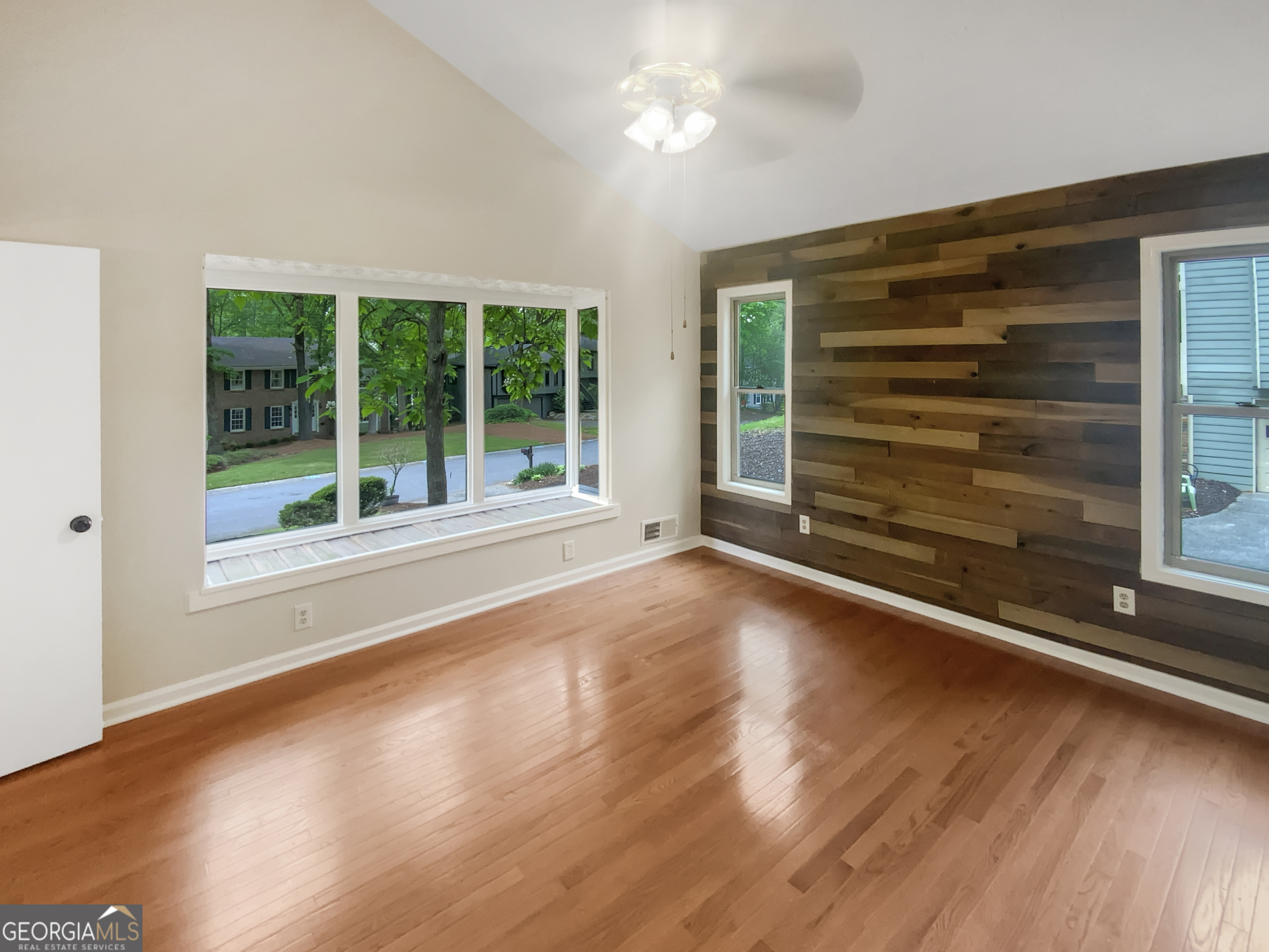 LIBERTY RIDGE - Residential