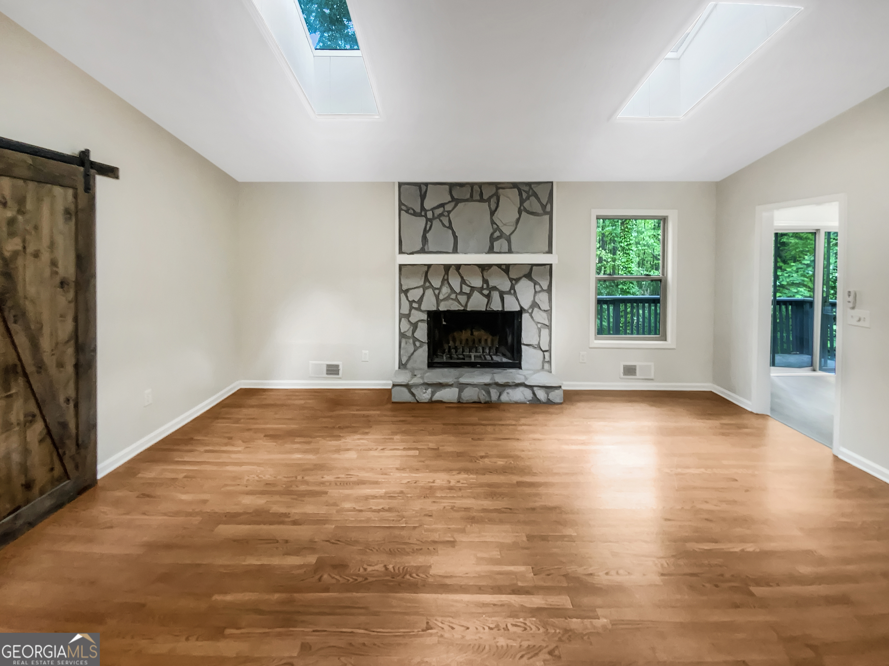 LIBERTY RIDGE - Residential
