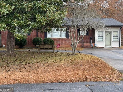 A home in Cedartown