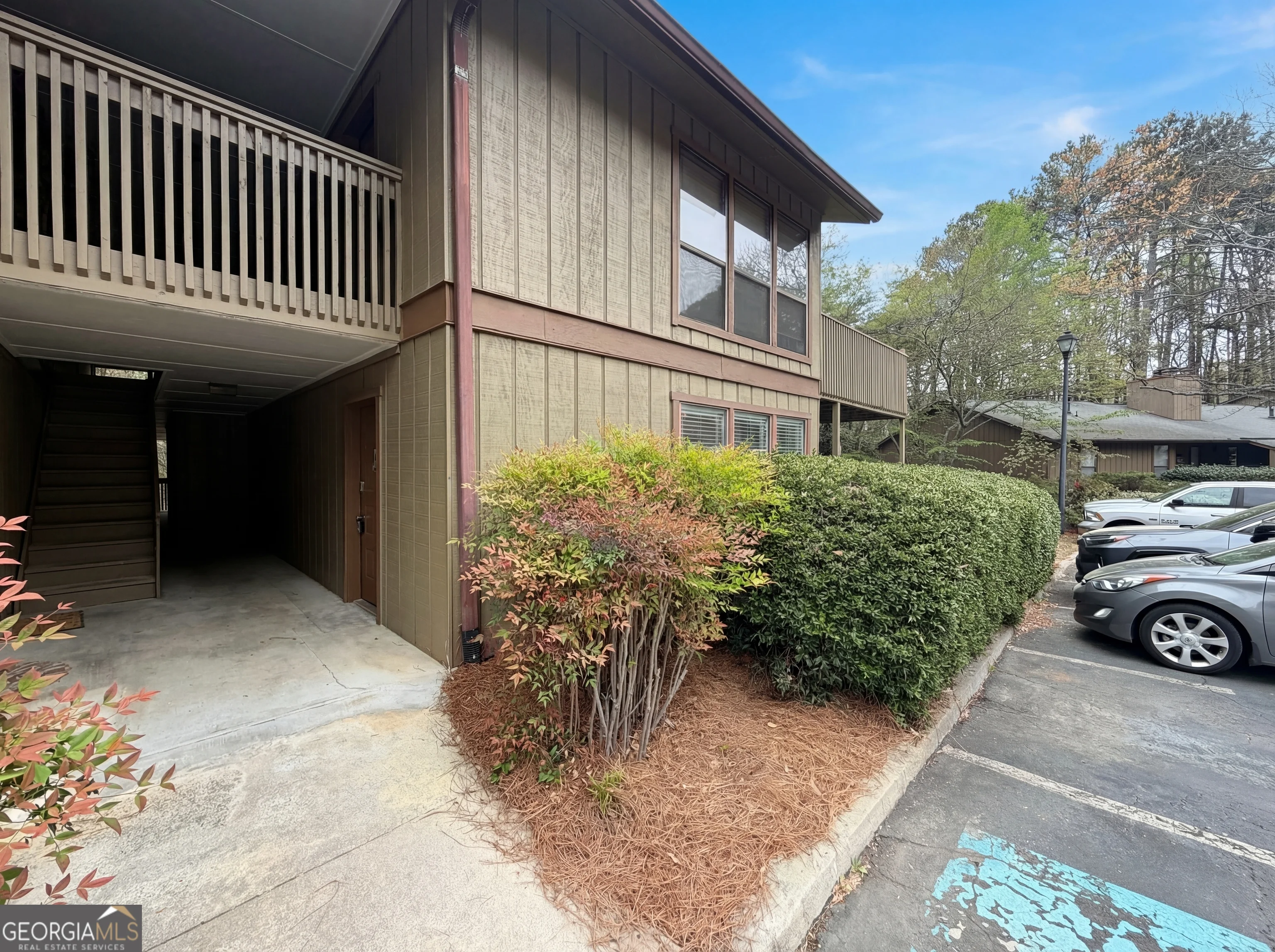 1013 Dunbar Drive