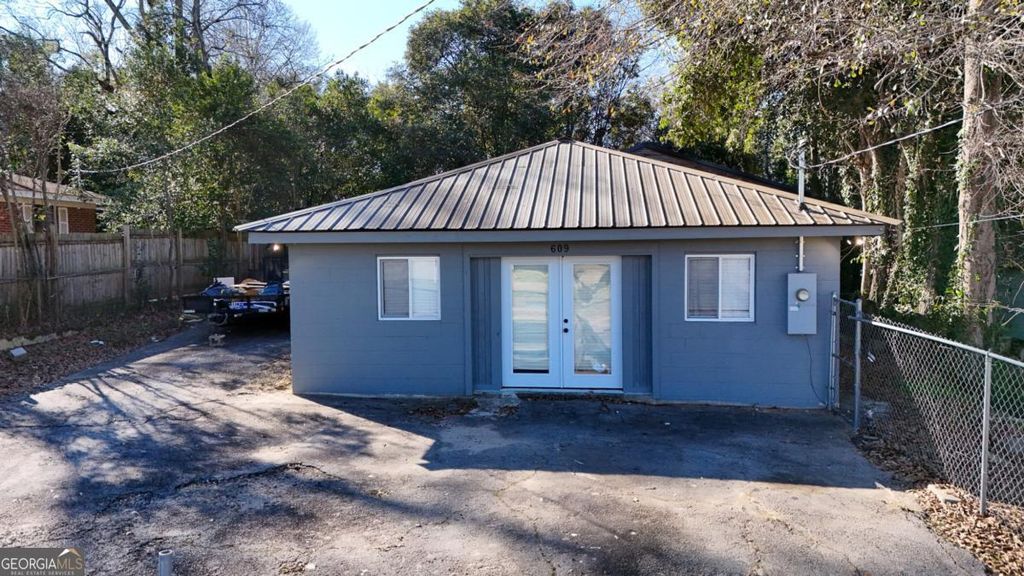 Photo of 609 S Jefferson Street #A, Milledgeville, GA 31061 (MLS # 10675183)