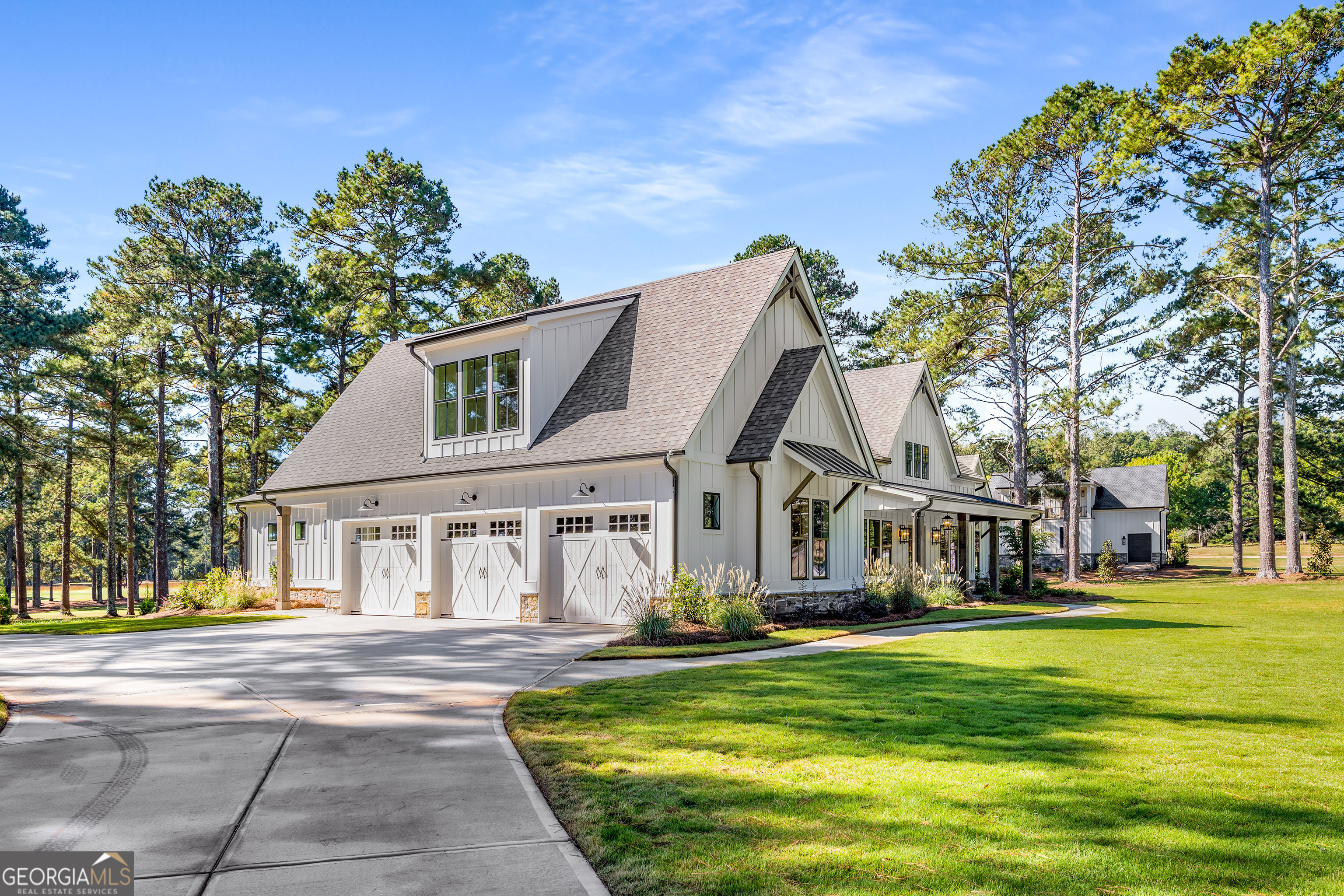 102 Whitebird PL