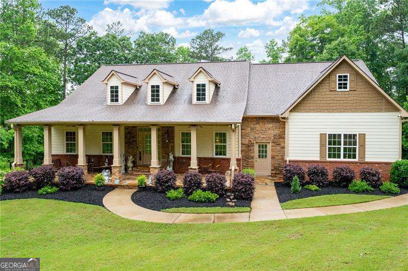 7131 Ridge RD
