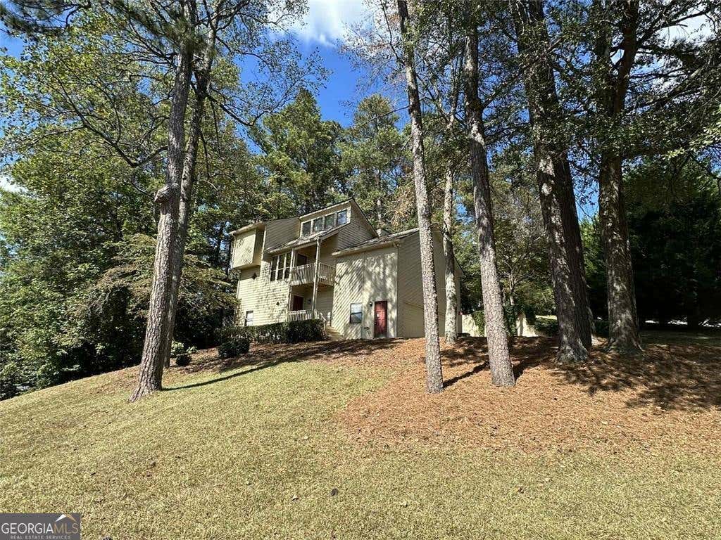Photo of 340 Farm Path, Roswell, GA 30075 (MLS # 10776951)