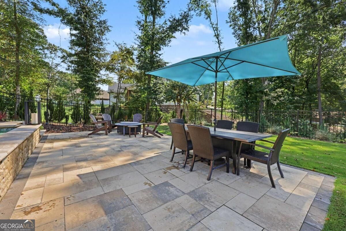 116 River Bend DR