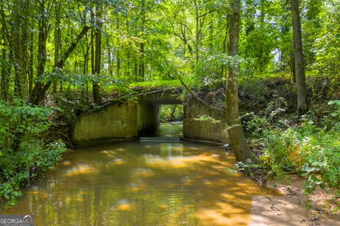 2375 J Warren RD Cornelia GA 30531