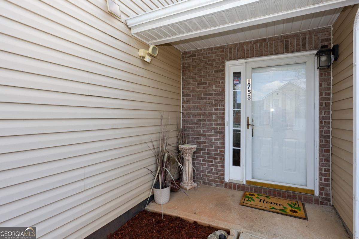 1753 Deer Crossing CIR