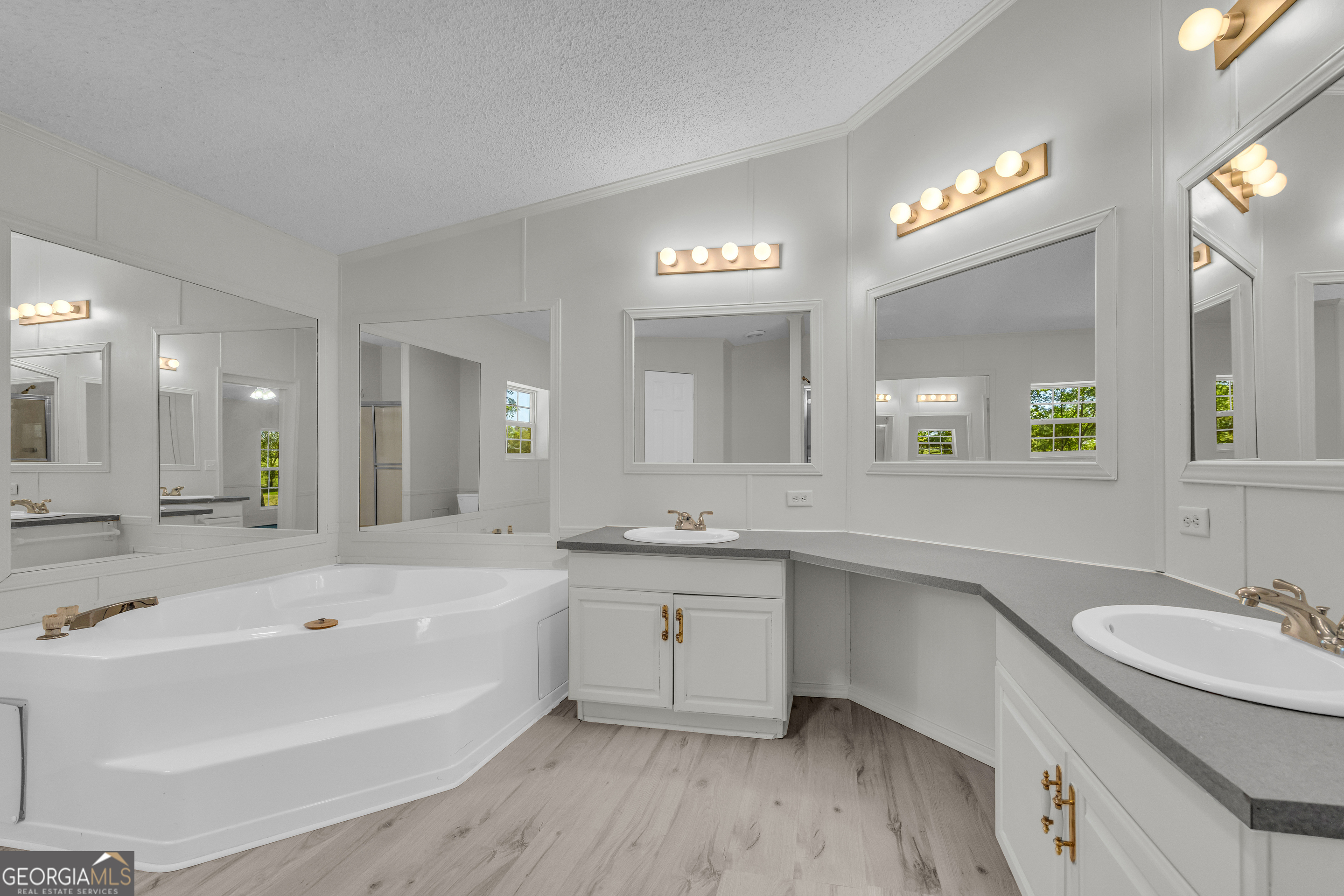 Royston, Georgia 30662, United States, 3 Bedrooms Bedrooms, ,2 BathroomsBathrooms,Residential,Active,112815