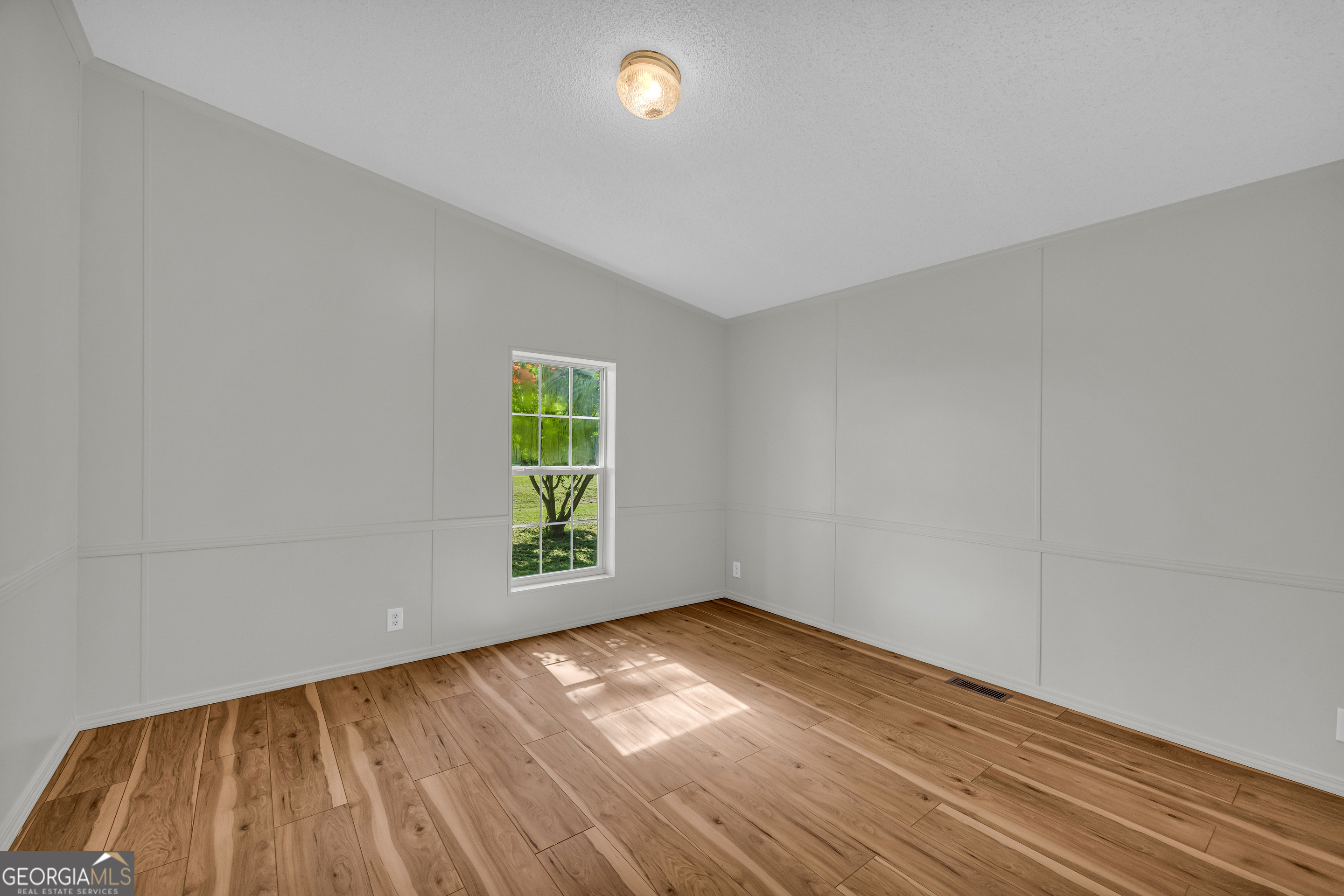 Royston, Georgia 30662, United States, 3 Bedrooms Bedrooms, ,2 BathroomsBathrooms,Residential,Active,112815