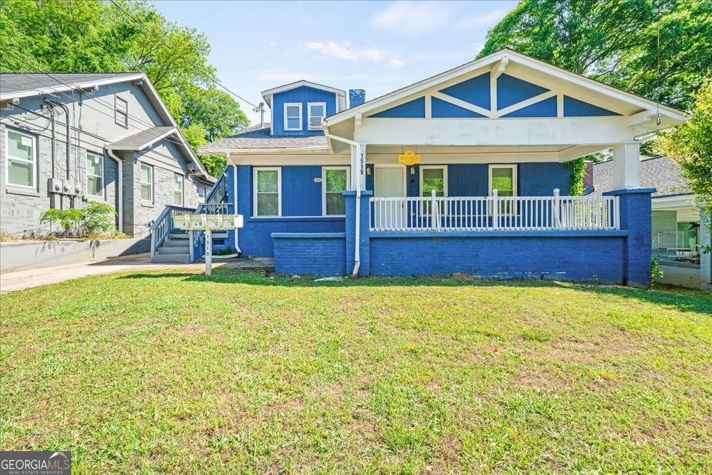 Photo of 1519 Olympian Way SW, Atlanta, GA 30310 (MLS # 10758892)