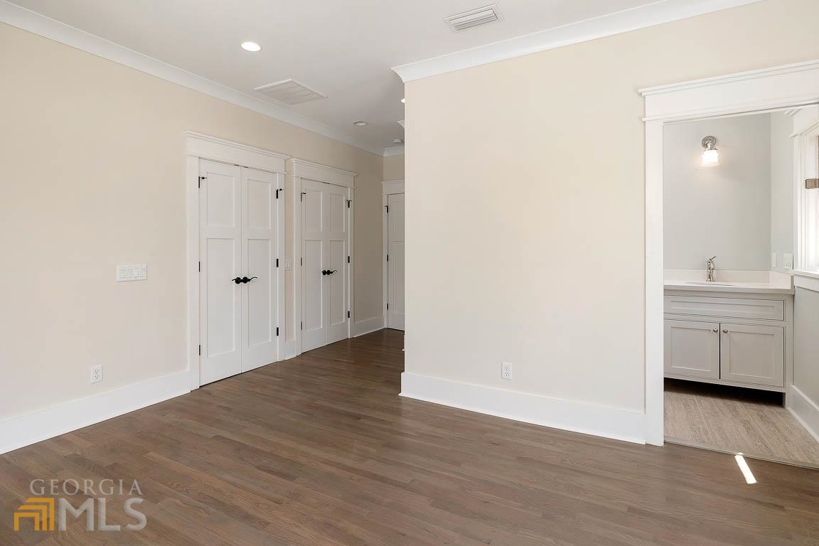 Island Club - Residential