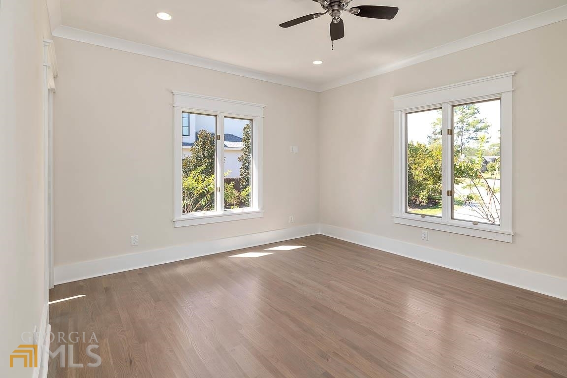 Island Club - Residential