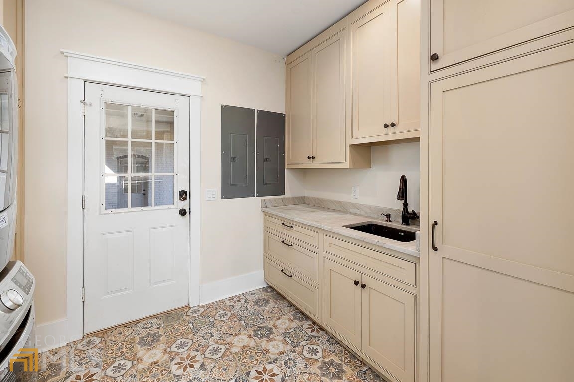 Island Club - Residential