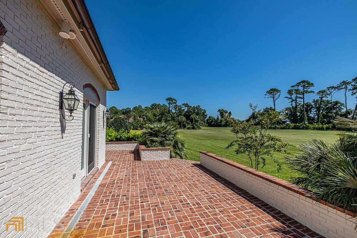 Island Club - Residential