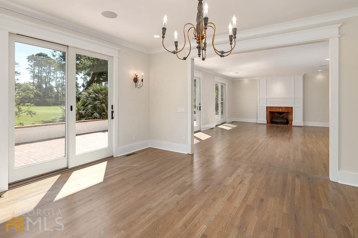 Island Club - Residential