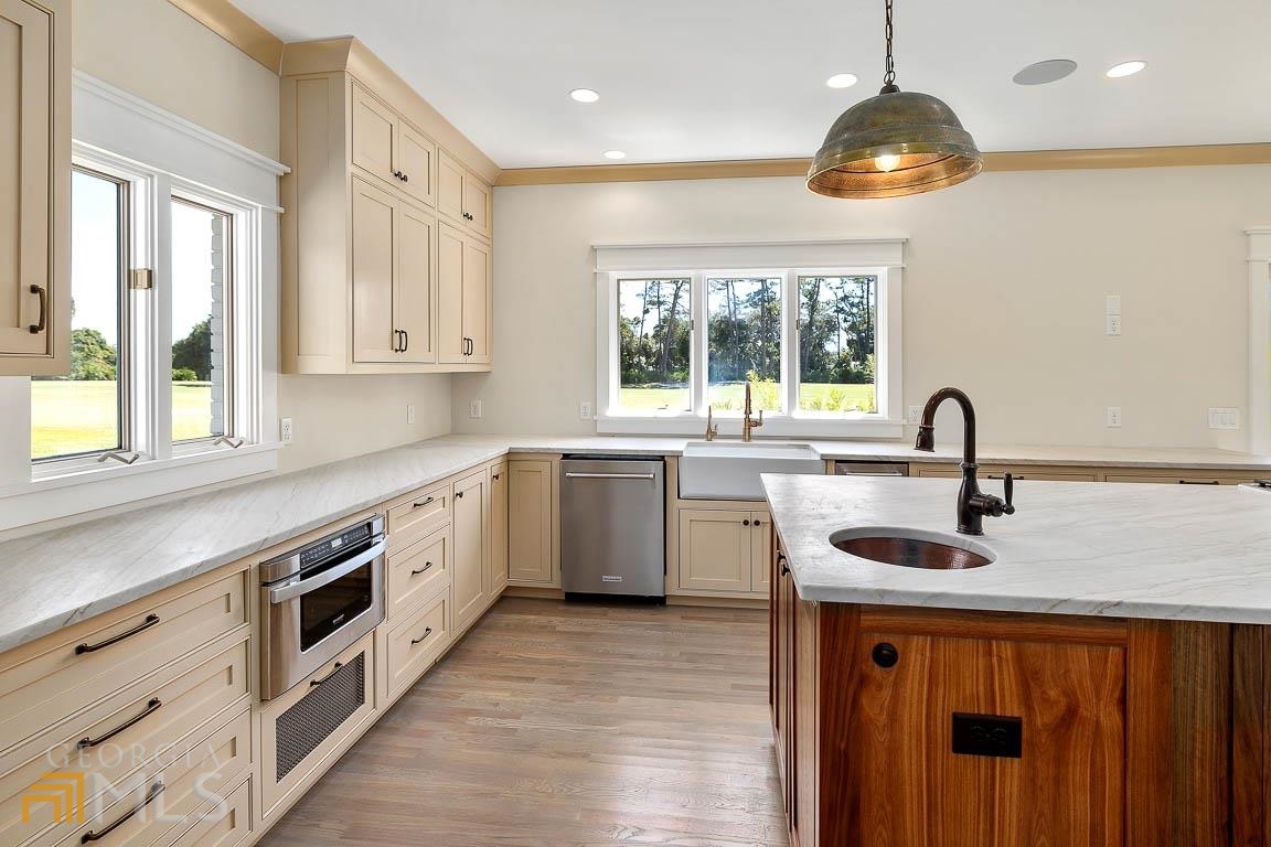 Island Club - Residential