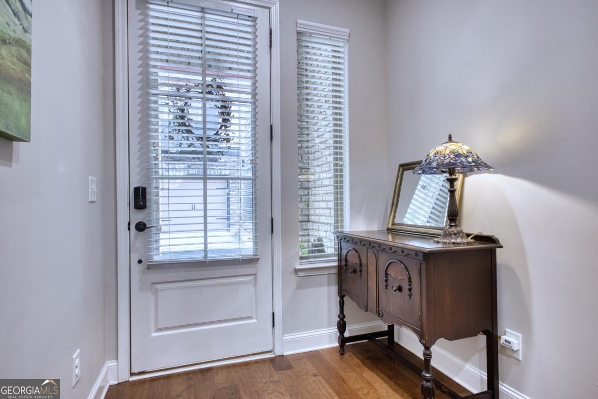 433 Cranleigh RDG SE