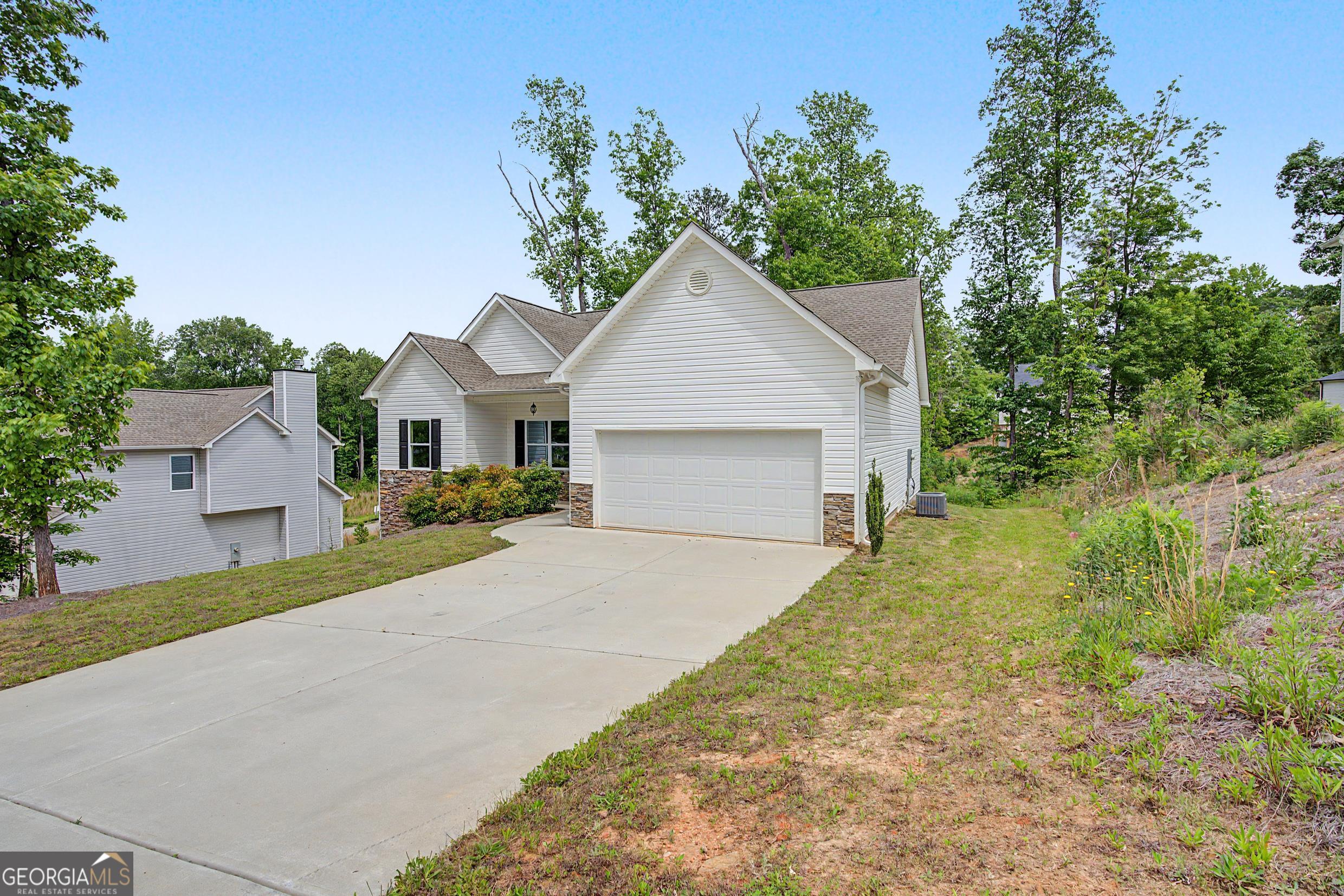104 Woodside CT