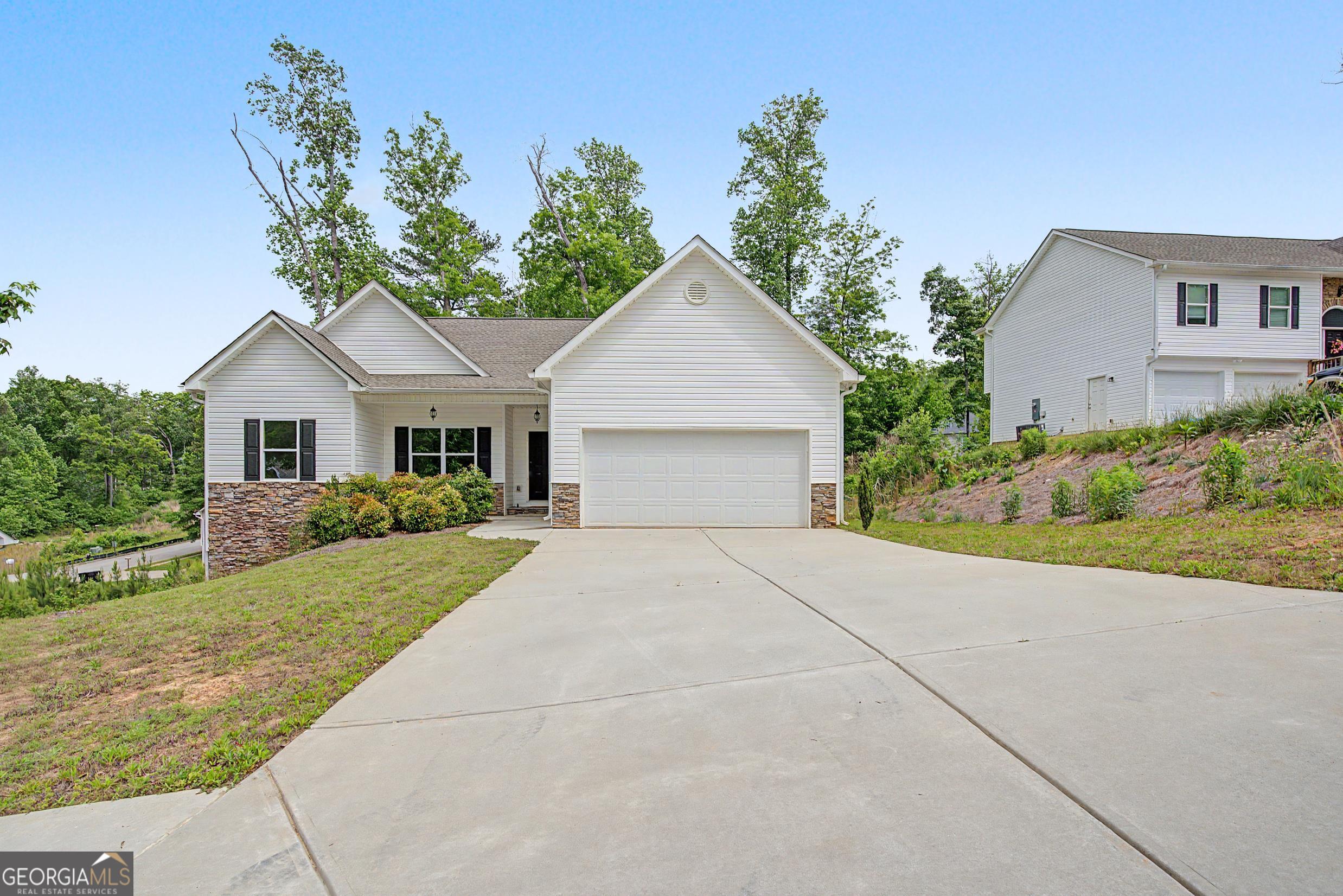 104 Woodside CT