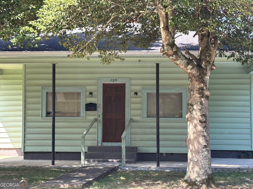 Photo of 109 Newcomb Street, Rockmart, GA 30153 (MLS # 10855249)