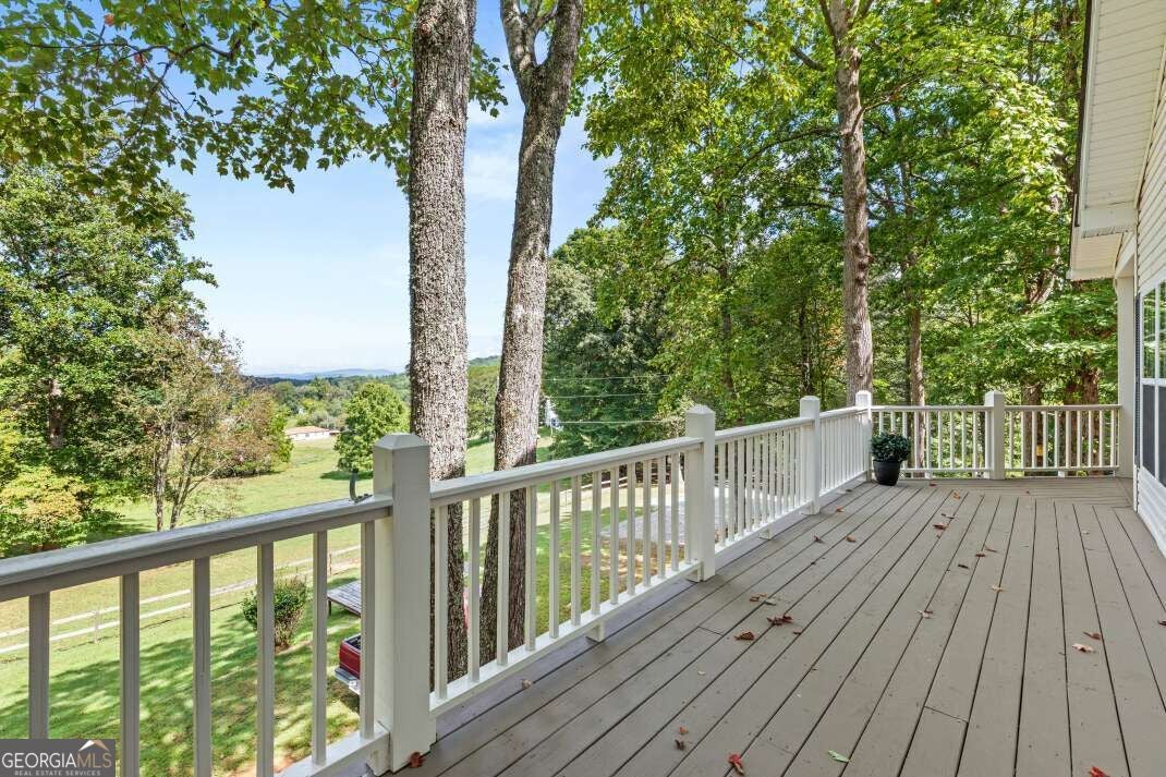 78 Diamond DR