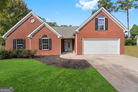 Photo of 325 Peachtree Circle, Hampton, GA 30228 (MLS # 10621770)