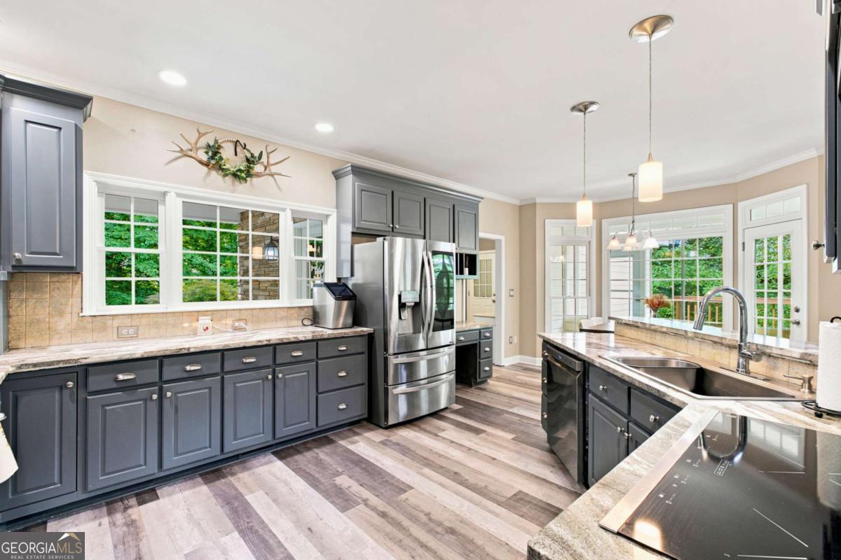 1220 Peachtree RD