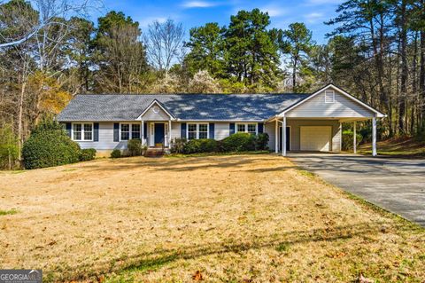 Photo of 808 Chestnut Hill Road SW, Marietta, GA 30064 (MLS # 10711142)