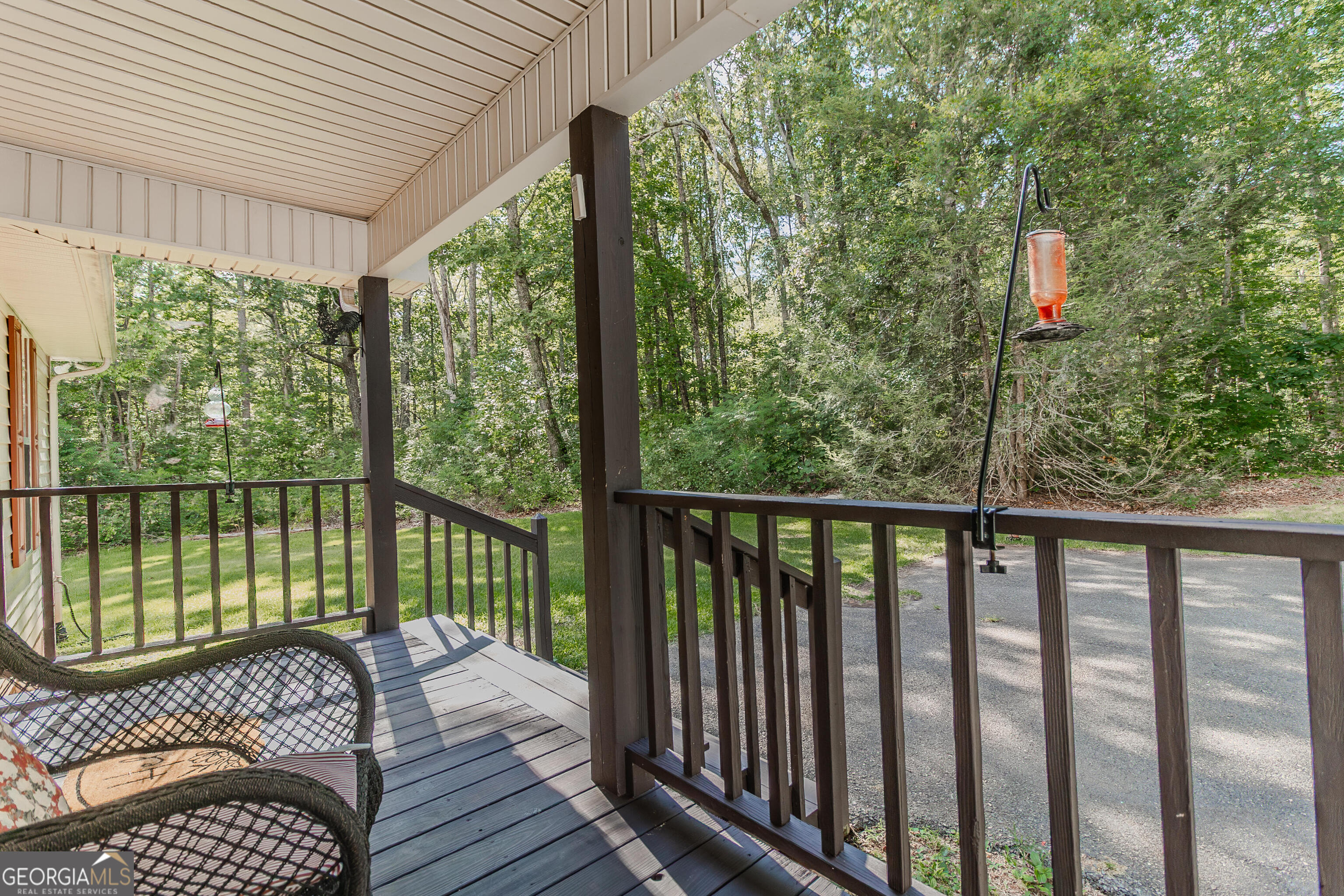 105 Holcomb RD
