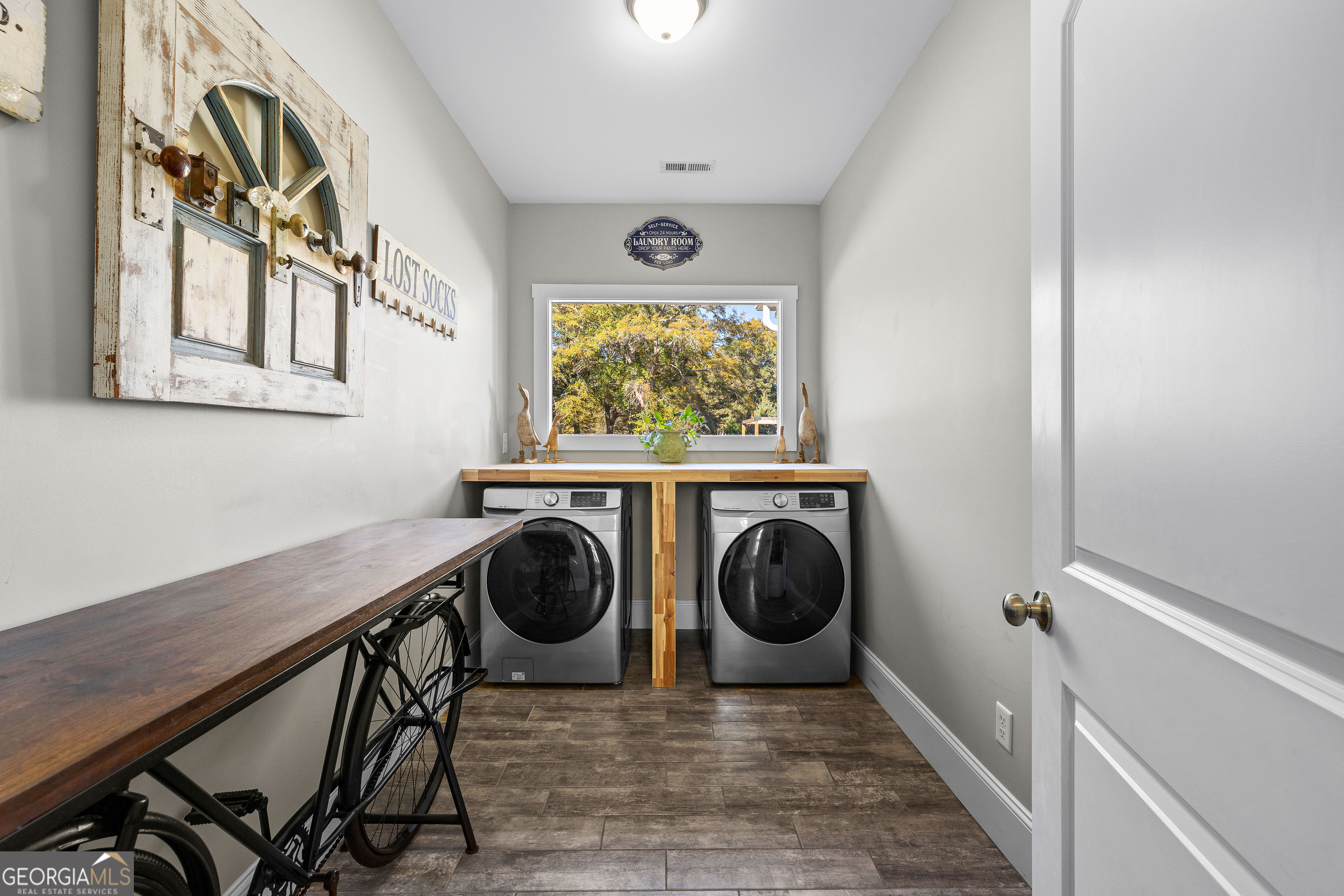 Brooks, Georgia 30205, United States, 4 Bedrooms Bedrooms, ,4 BathroomsBathrooms,Residential,Active,245113