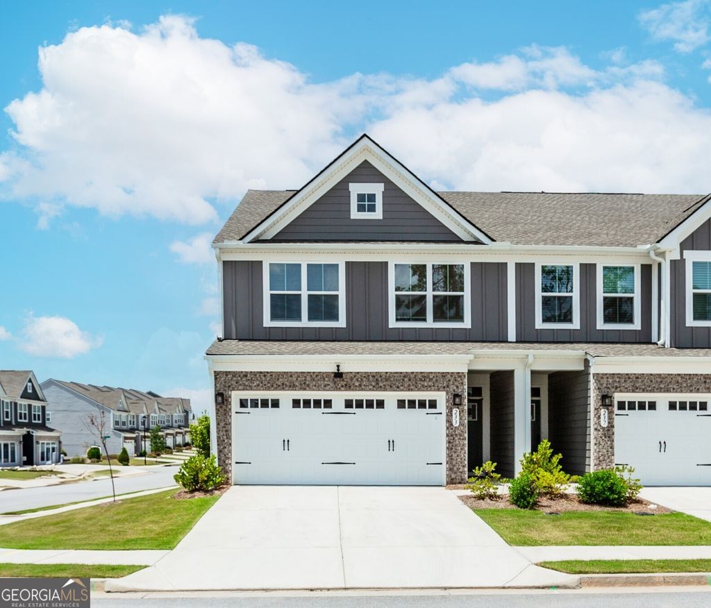 Photo of 233 Salt Lake Lane, Hoschton, GA 30548 (MLS # 10630457)