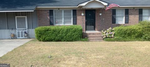 A home in Hawkinsville