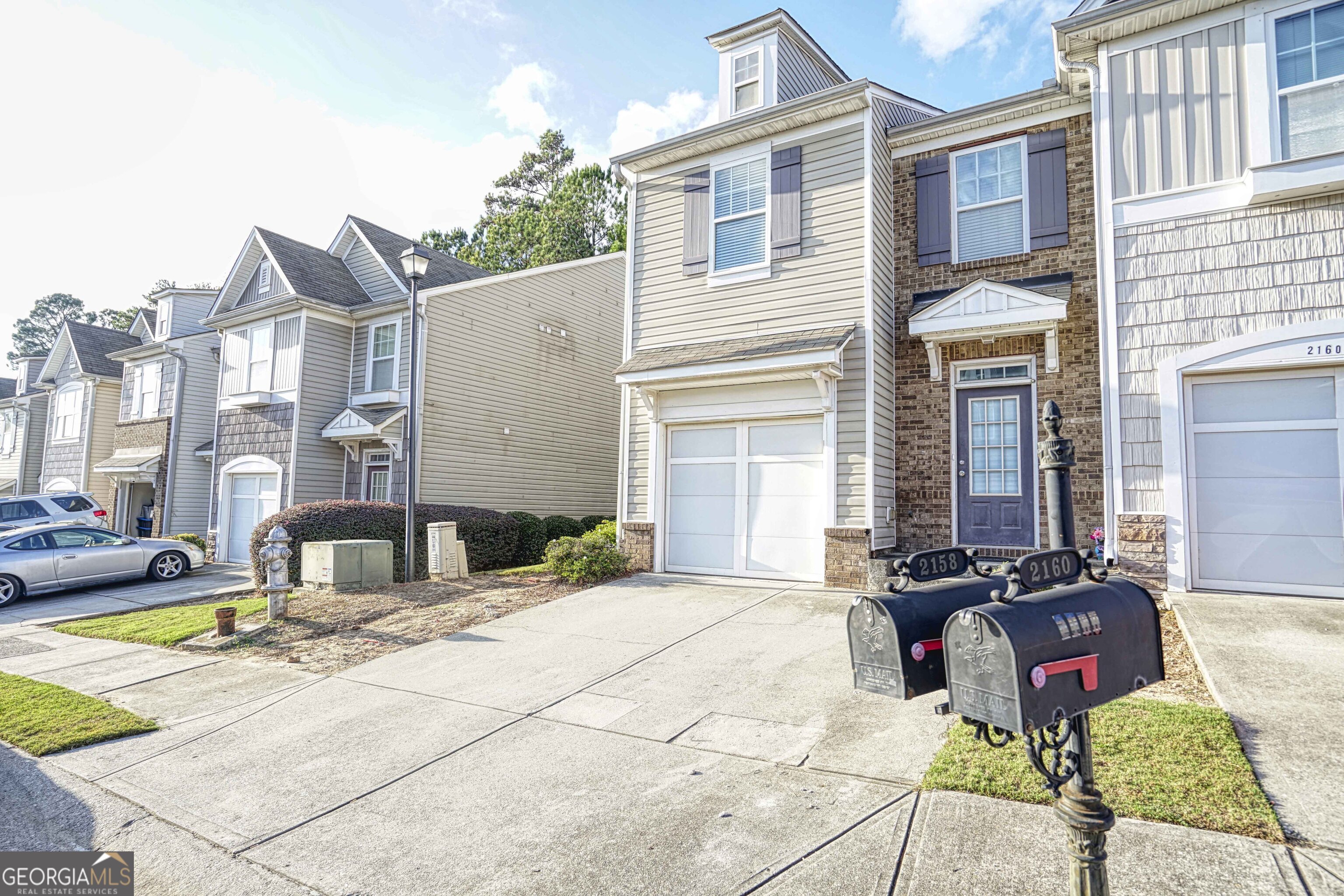 2158 Executive DR